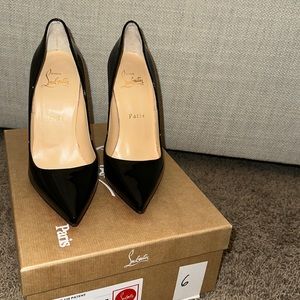 Christian Louboutin “So Kate”